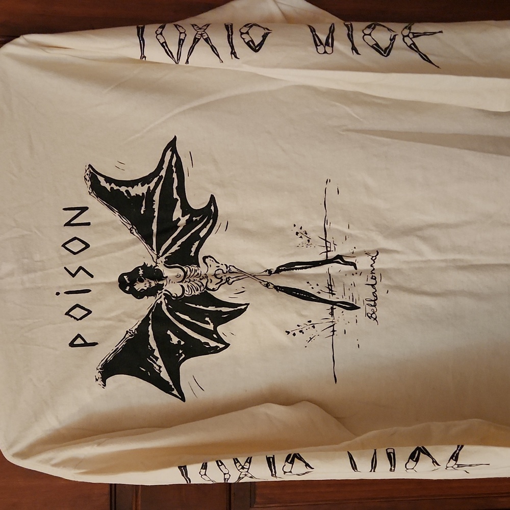 Vintage gallery opening shirt